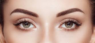 7 best lash styles for almond eyes