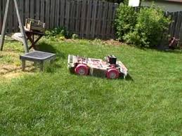 Itis thereaper is the robotic lawn mower built from two italian students in 2016 at the age of 18 for their thesis of maturity.it doesn't need wire thanks to. Diy Robot Lawn Mower Youtube