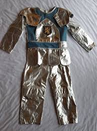 My 6 year old daughter, maria, is wearing the costume. Family Wizard Of Oz Costumes Diy Tin Man Costume Yes You Can Costumes