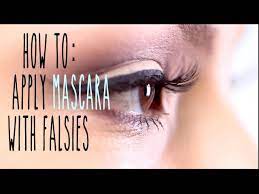 how to apply mascara with false lashes