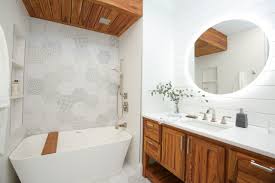 10 Eye Catching Bathroom Accent Walls