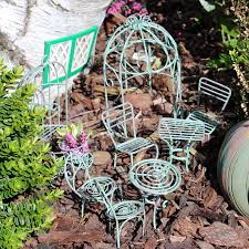 Green Metal Mini Garden Set