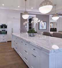 what countertop color looks best with