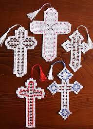 A couple days ago i found a beautiful free crochet pattern for a cross bangle designed by the crochet chiq. Advanced Embroidery Designs Fsl Crochet Cross Bookmark Set