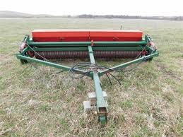 Brillion Sst 144 Alfalfa Grass Drill Bigiron Auctions