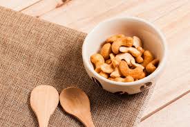 Premium Photo Cashew Nuts In The Bowl