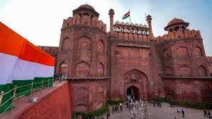 Independence Day Special: Built by the Mughals, looted by the British, how  the Red Fort became part of our Independence story