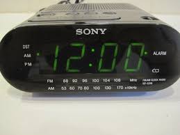 Set one alarm time to wake you up and the other time to wake up your partner. Sony Icf C218 Alarm Clock Am Fm Radio Dream Machine Auto Time Set Radio Alarm Clock Alarm Clock Clock