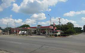gas stations for in illinois crexi