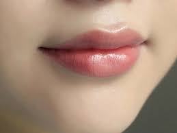 natural remes to get rid of dark lips