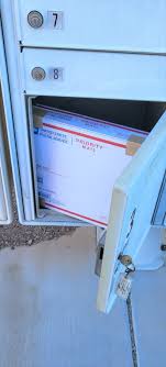 what is priority mail express us