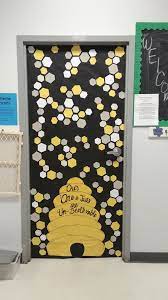Download the free planning pages. Bumble Bee Themed Door Decoration Bee Classroom Decor Bee Classroom Bee Themed Classroom