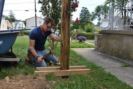 how to line up fence posts straight