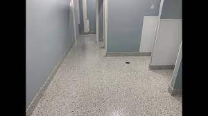 full flake epoxy floor with 6