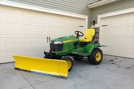 how does a john deere snow plow work