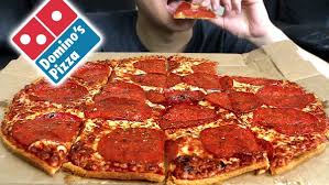 How big should a pizza be for 2 people? How Many Slices Are In An Extra Large Pizza From Domino S Quora