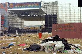 Chaos d'anthologie - Woodstock 99» sur Netflix : l'histoire du «plus  mauvais festival de tous les temps» - Le Parisien