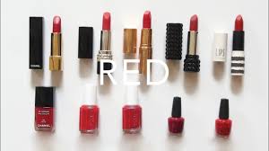 red lips nails dior chanel