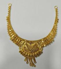 traditional design gold necklace