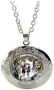 Most of sundrop jewelry's pendants and necklaces hang between 1 to 2.5 below the bottom of the chain. Amazon Com Narnia Locket Necklace Narnia Jewelry Wearable Art