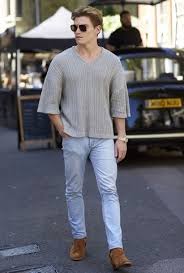 Wear chelsea boots for men with jeans or a suit and no one will bat an eye. Light Blue Jeans With Brown Suede Chelsea Boots Outfits For Men 44 Ideas Outfits Lookastic