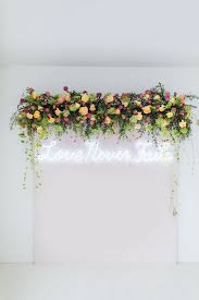 10 Flower Walls To Make Your Photos Pop