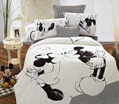 12 adorable minnie mouse room ideas for