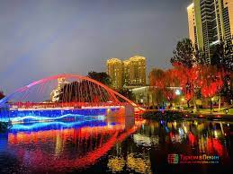 Новый взгляд на древнее очарование ночного Пекина, ночь в середине лета  нельзя пропустить
