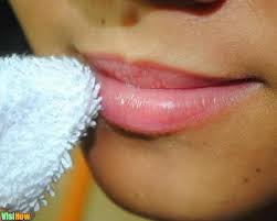 get rid of blackheads on your lips with