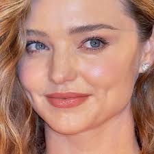 miranda kerr makeup beige eyeshadow