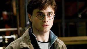 Quiz Harry Potter : ton mois de naissance te dira avec quel perso tu  échanges de vie