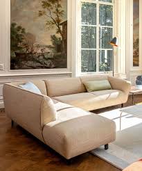 In modern french the term chaise longue can refer to any long reclining chair such as a deckchair.a literal translation in english is long chair. Der Unterschied Zwischen Sofa Und Couch Deco Home
