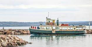 picture of tea gardens ferry service