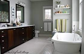 My Paint Colors 8 Relaxed Lake House