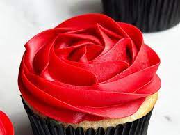 red rose cupcakes how to pipe cakewhiz