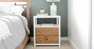 should nightstand be compared to bed