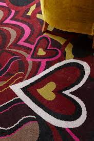 swinging carpet at the imperial