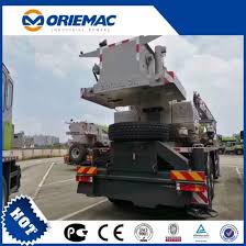 Factory Price Zoomlion Lifting Construction Machinery 110 Tons Hydraulic Mobile Truck Crane Ztc1100v753