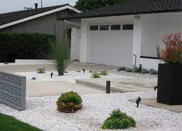 Modern Front Yard Design