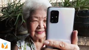 Next perfect phone for senior citizens is honor holly 2 plus which is comprises of brilliant features that will be samsung galaxy on5 is a good model introduced by the samsung. Best Smartphones For Seniors 2020 Youtube