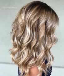 This elevates the ombre effect of this style by the overall color of the hair is more blonde from top to bottom, and dark lowlights peaking out throughout. Highlights And Lowlights Blonde Hair Haarfarbe Blond Haarfarben Haarfarbe Ideen