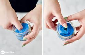 nail polish remover jar the best way