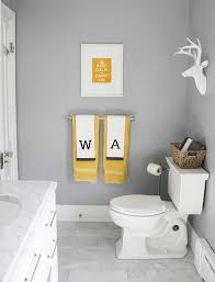 yellow bathroom decor