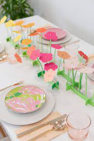56 spring centerpieces and table