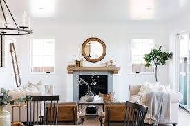 Plenty of farmhouse dining to choose from. 14 Farmhouse Style Living Room Tips