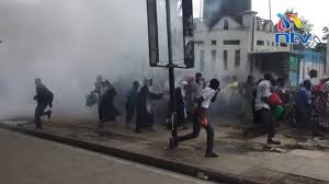 Kenya has been under some form of a curfew since march 2020. Kenya S Coronavirus Curfew Begins With Wave Of Police Crackdowns The Washington Post