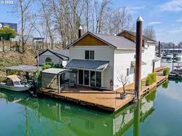 floating homes in portland