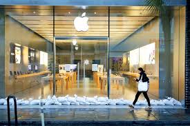 apple inc design head to leave after
