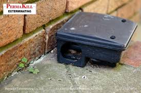 how does rodent bait station work