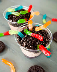 dirt and worms brownie bites